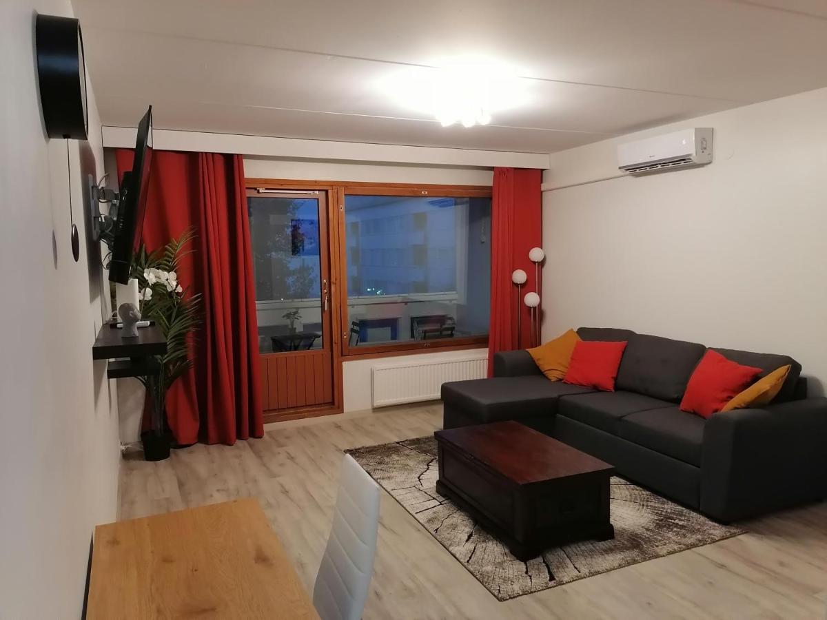 Keskustan Kaksio Parvekkeella, Ilmastoitu. Savonlinna Exterior foto